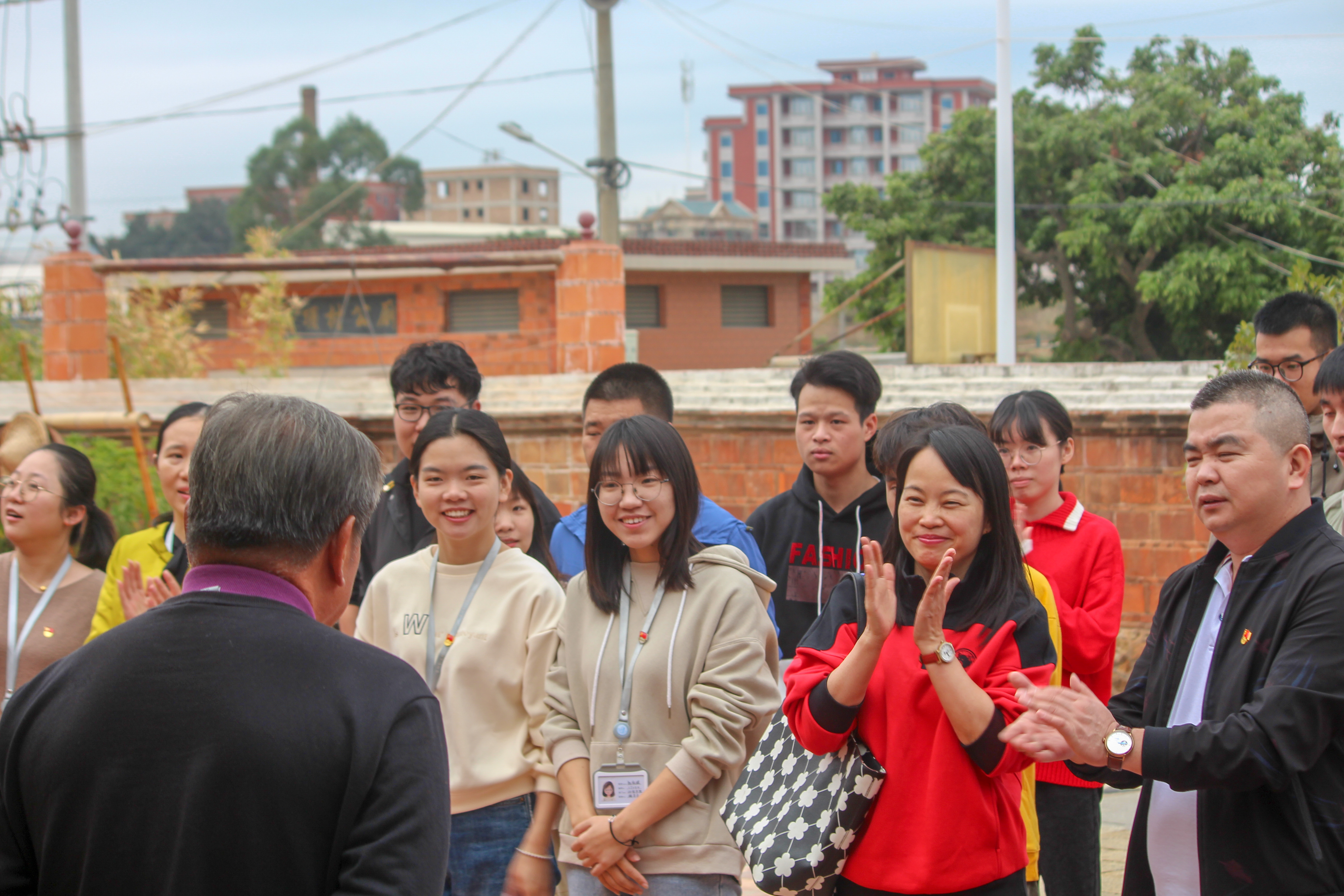 IMG_1939.jpg IMG_1939.jpg