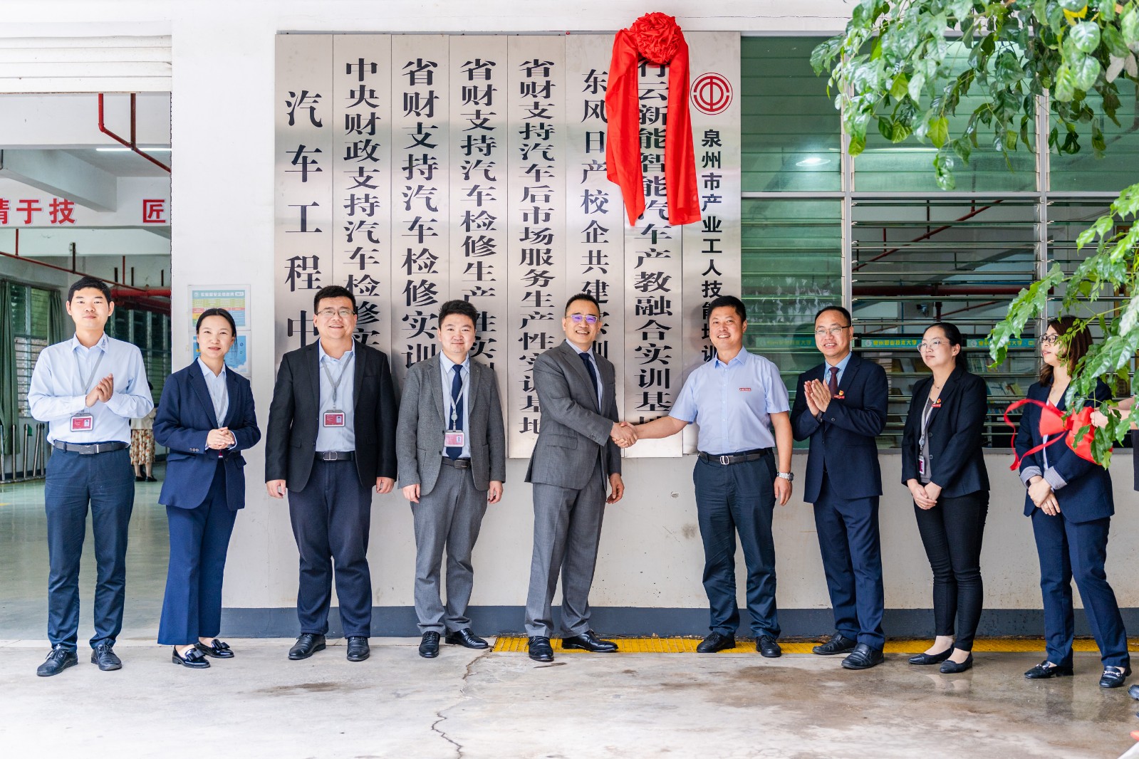 HEE00834.jpg HEE00834.jpg